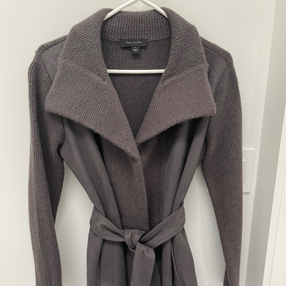 Coatigan with faux suede and belt